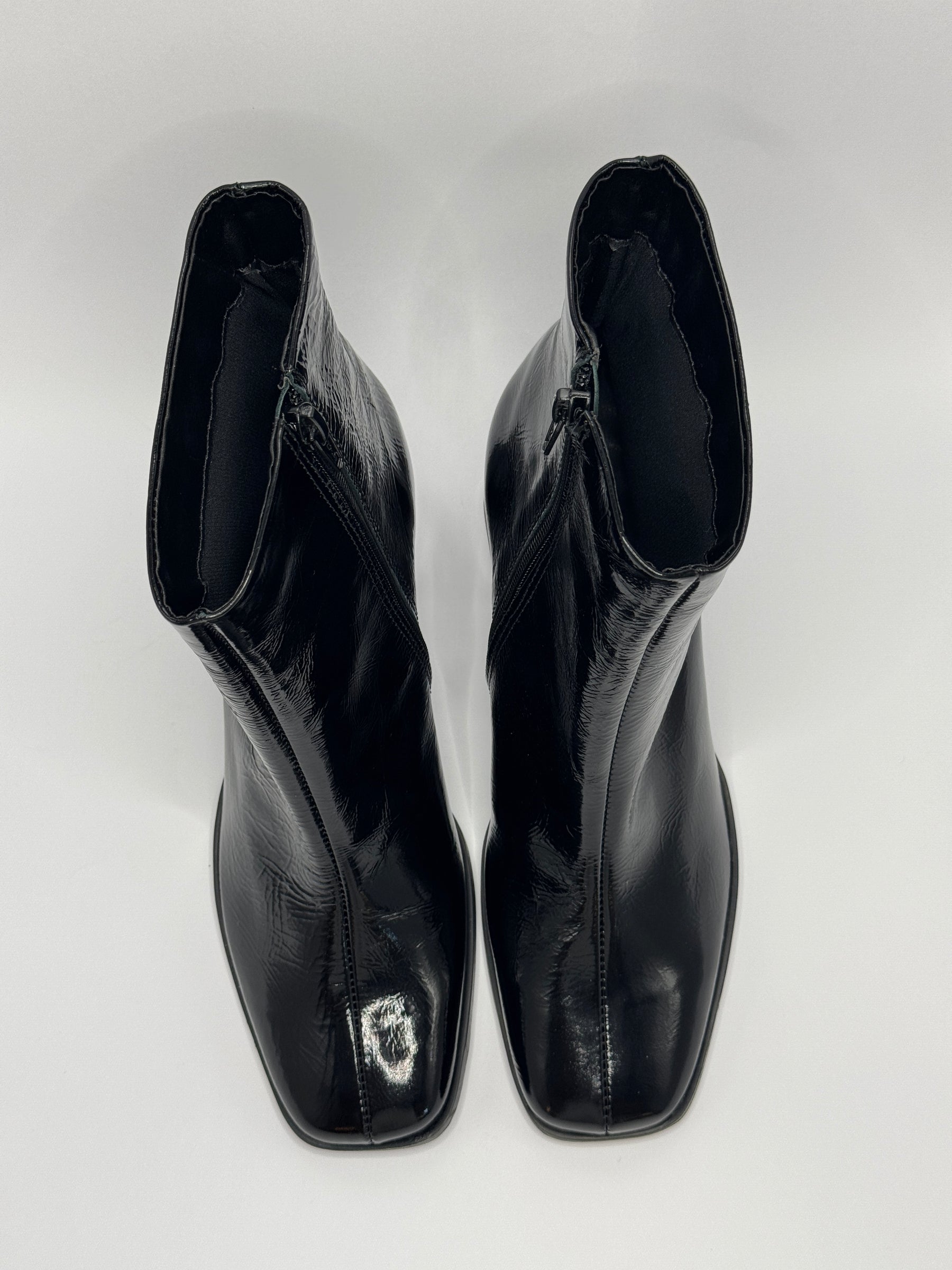 Bota Preta Verniz - Claudia Albuquerque Shoes