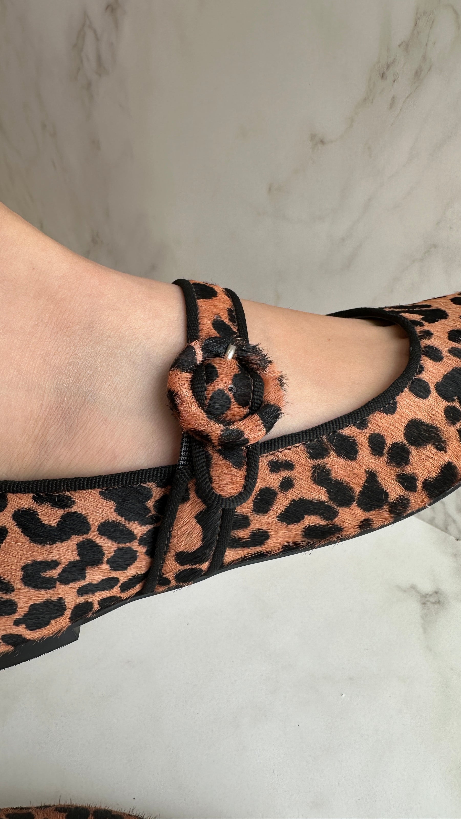 Sapatilha Onça Pelo - Claudia Albuquerque Shoes