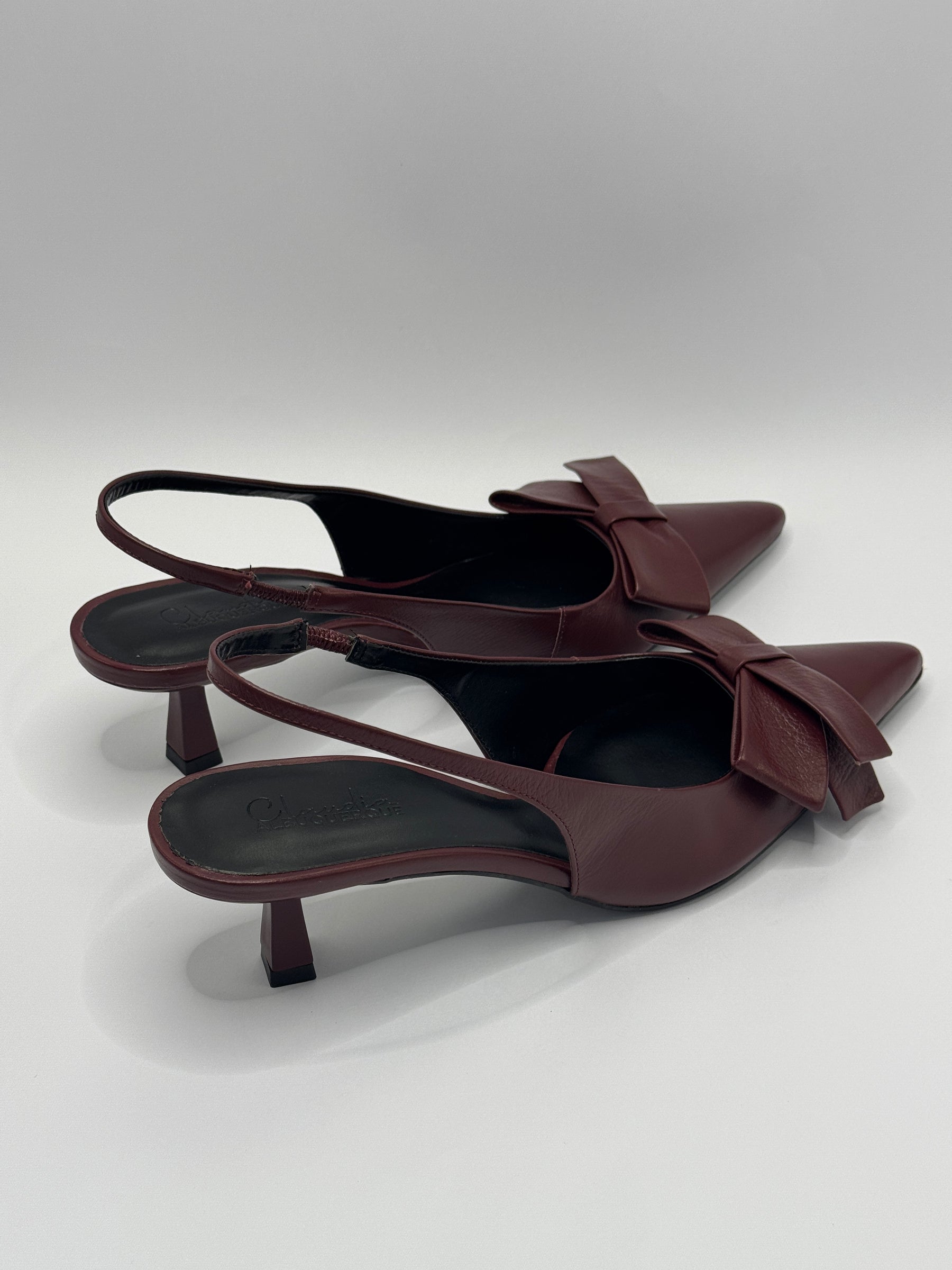 Scarpin Laço Merlot - Claudia Albuquerque Shoes