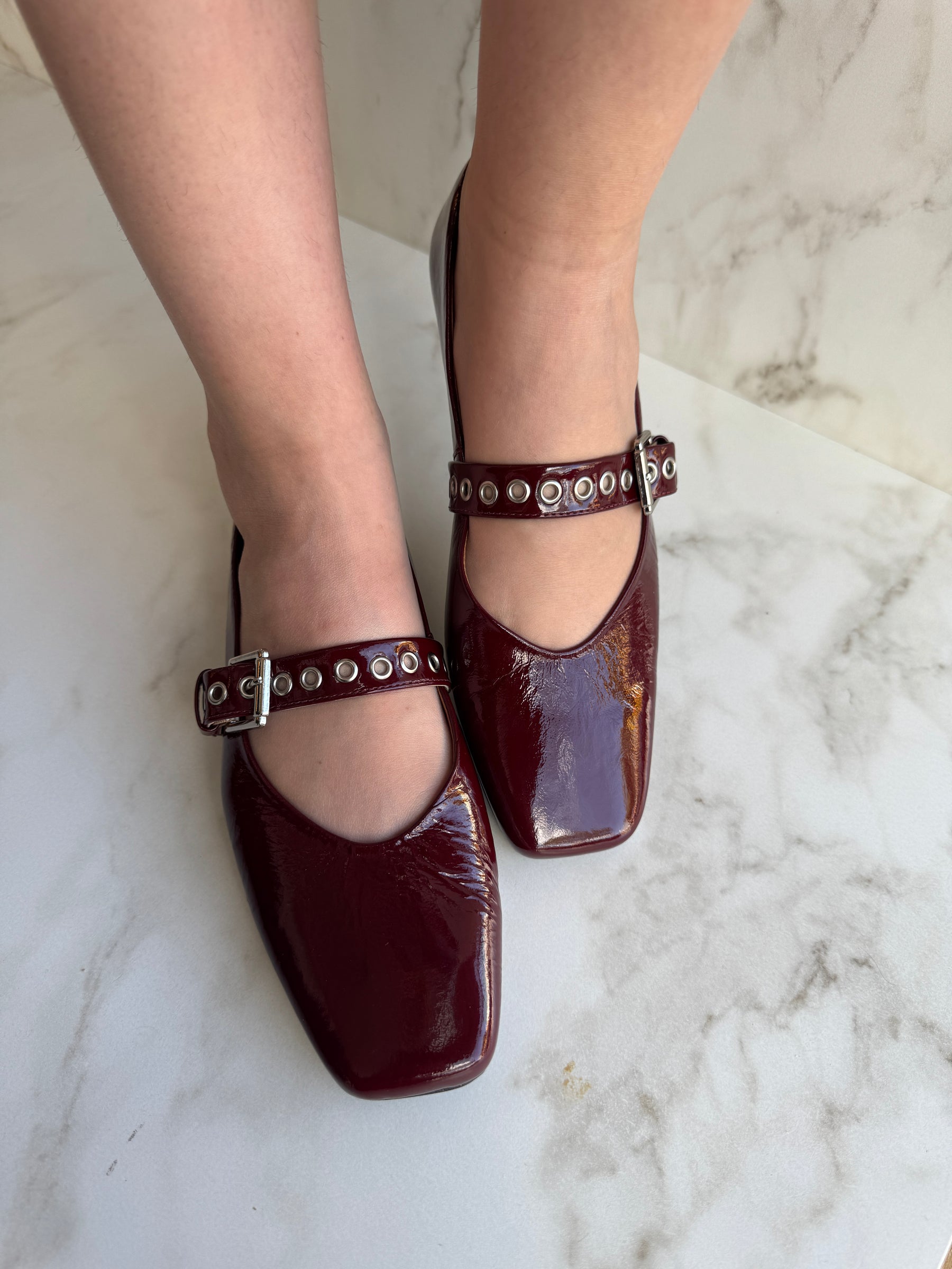 Sapatilha Verniz Merlot - Claudia Albuquerque Shoes