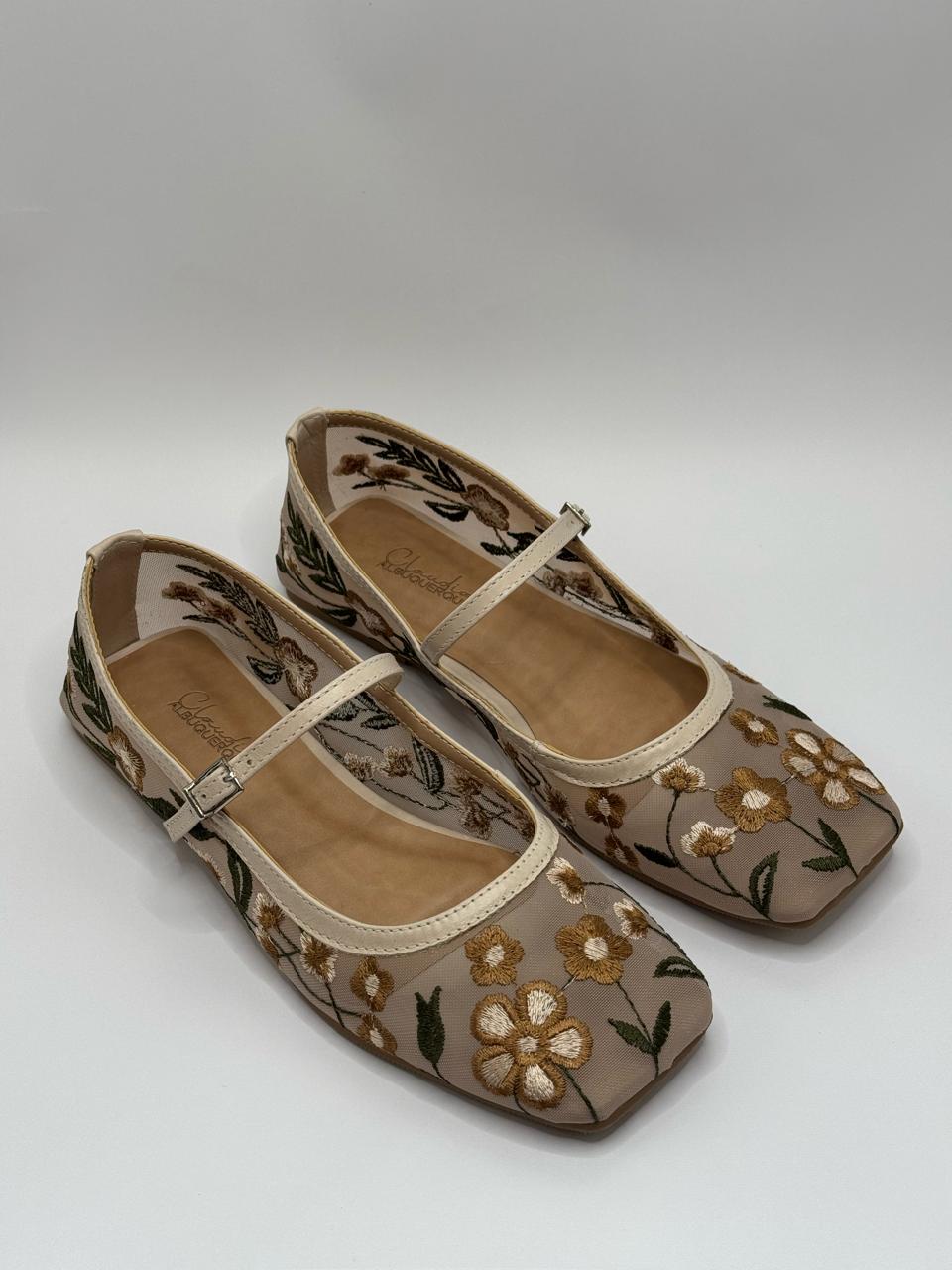 Sapatilha Manoela Floral - Claudia Albuquerque Shoes