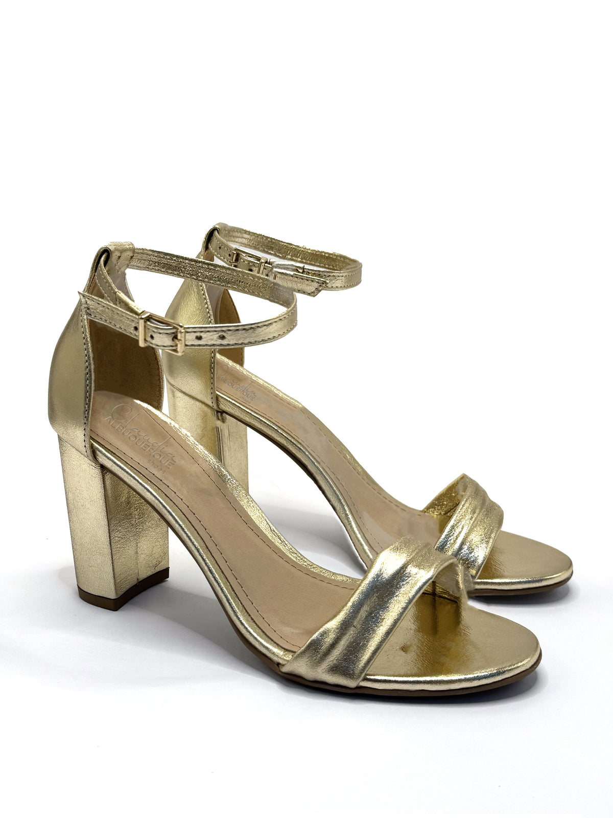 Sandália Gisele Dourada - Claudia Albuquerque Shoes