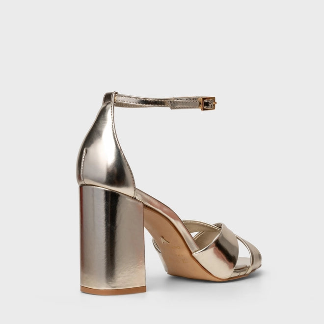 Sandália Glam Tiras Cruzadas Salto Bloco Couro Spechio Metalizado Champagne - Carrano