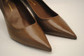 Scarpin Unique Salto Fino Couro Marrom Brunette- Carrano