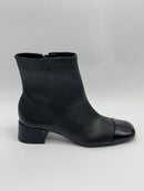 Bota Preta com detalhe em Verniz - Claudia Albuquerque Shoes