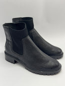 Bota Chelsea Preto Croco - Claudia Albuquerque Shoes