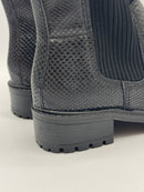 Bota Chelsea Preto Croco - Claudia Albuquerque Shoes
