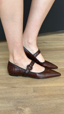 Sapatilha Bico Fino Croco Marrom - Claudia Albuquerque Shoes