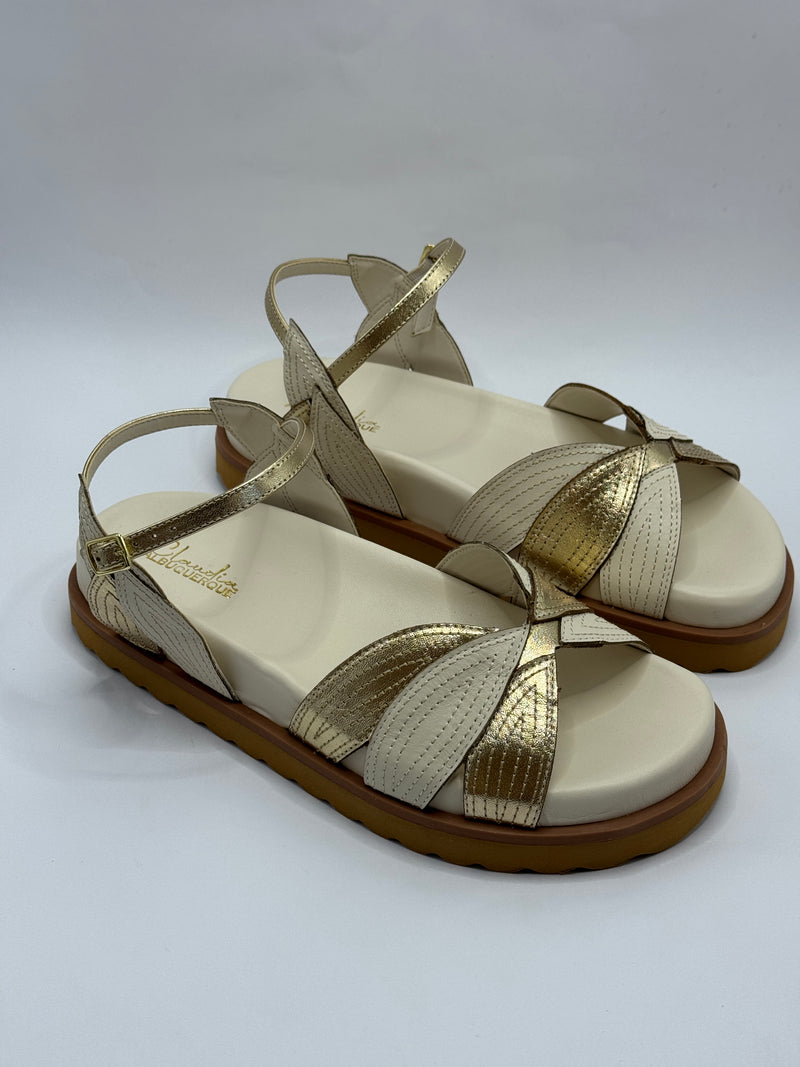 Papete Off White com Dourado - Claudia Albuquerque Shoes