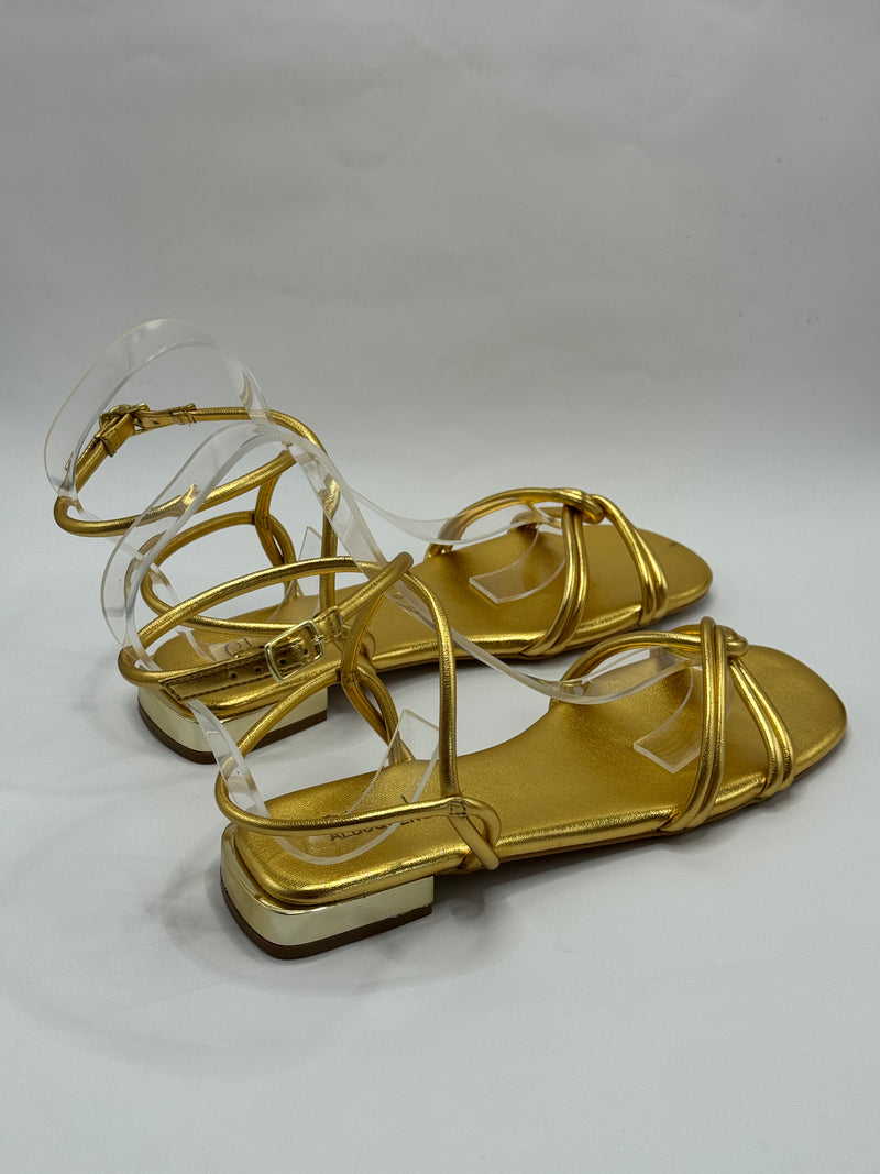 Sandália Rasteira Dourada - Claudia Albuquerque Shoes