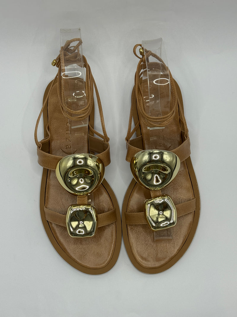 Sandália Amarrações com Detalhe em Dourado - Vicenza