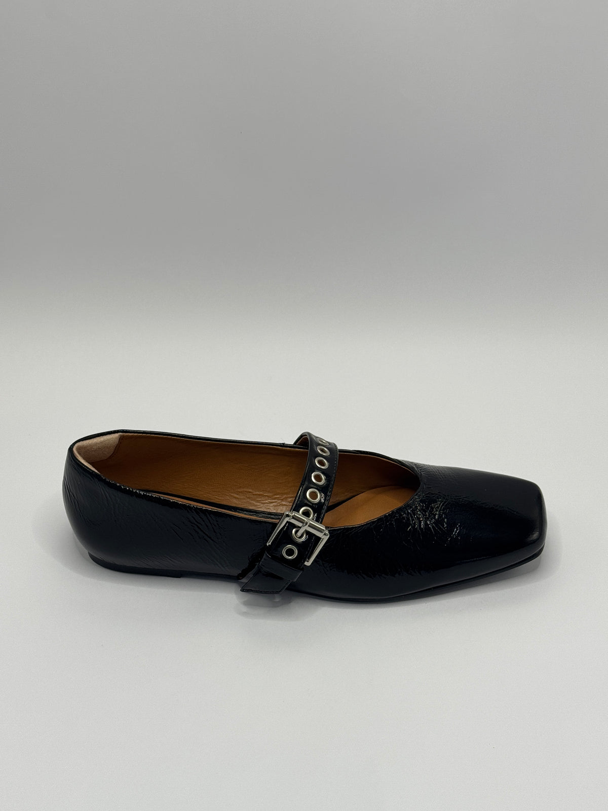 Sapatilha Verniz Preta - Claudia Albuquerque Shoes