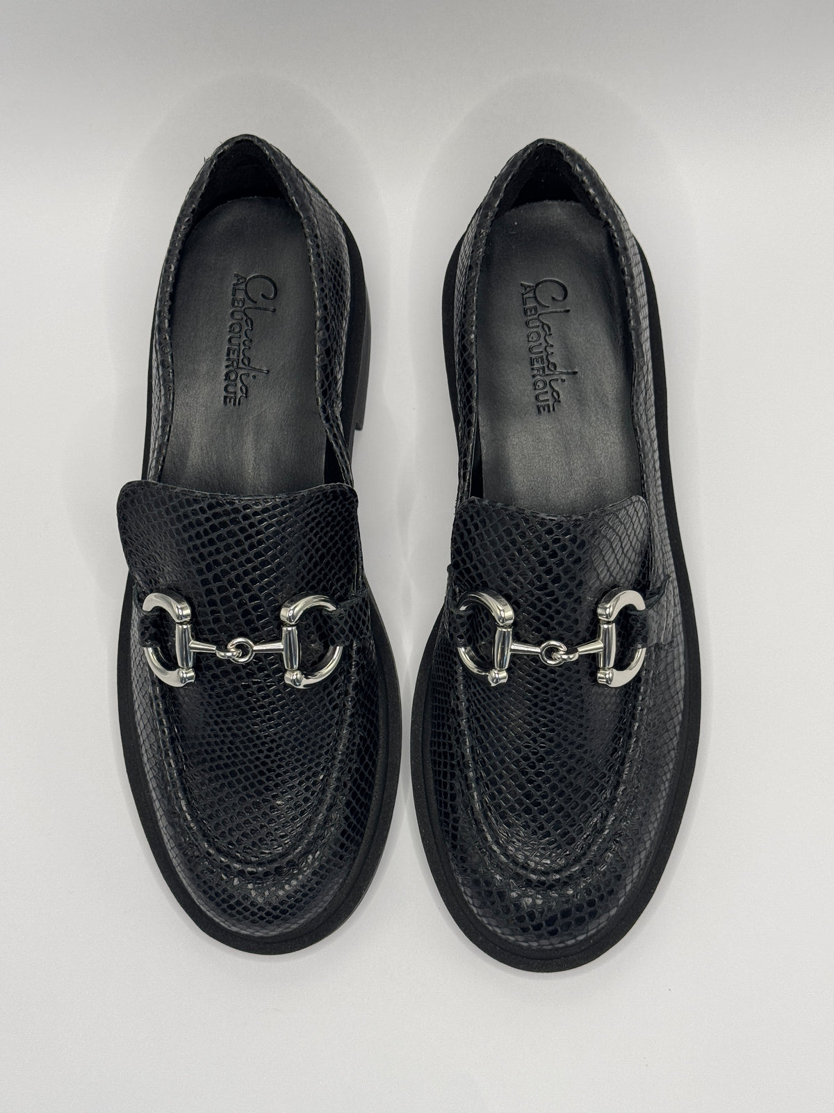 Loafer Preto Croco - Claudia Albuquerque Shoes