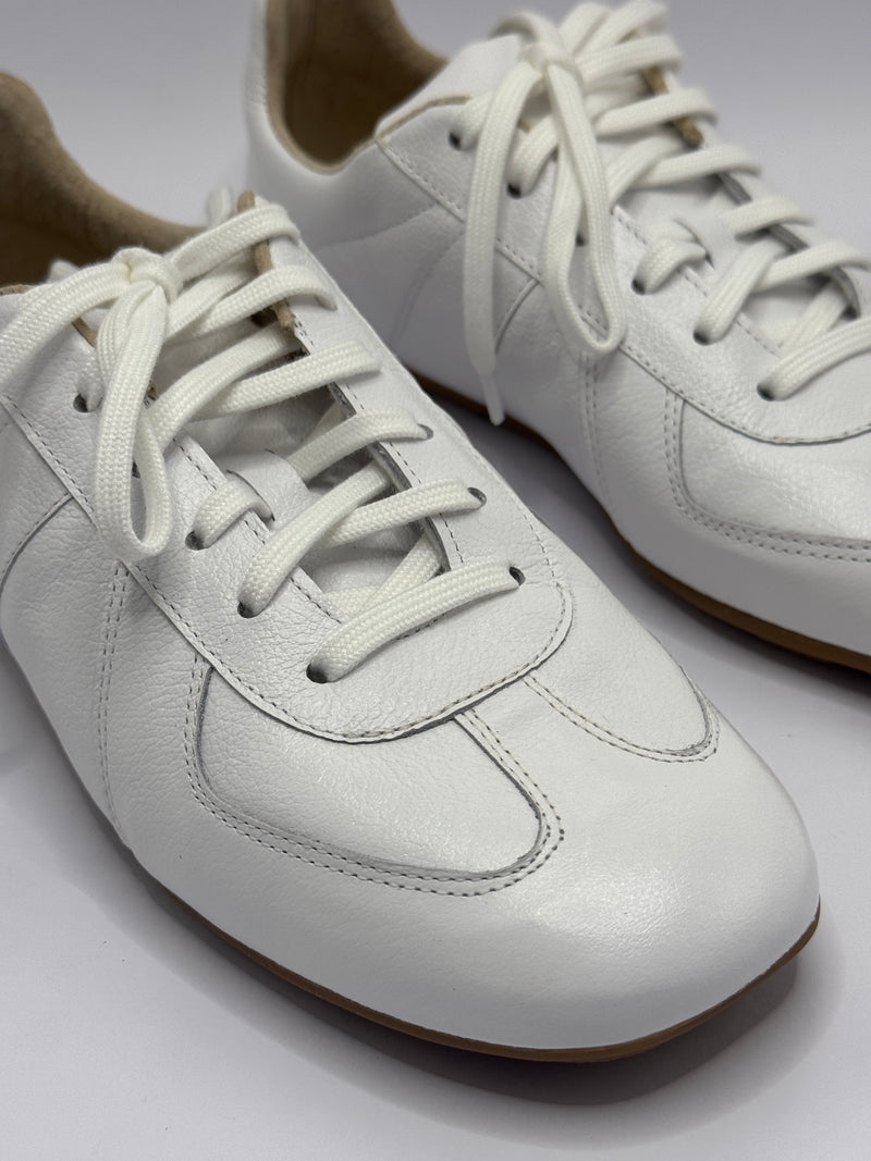 Tênis Couro Branco - Claudia Albuquerque Shoes