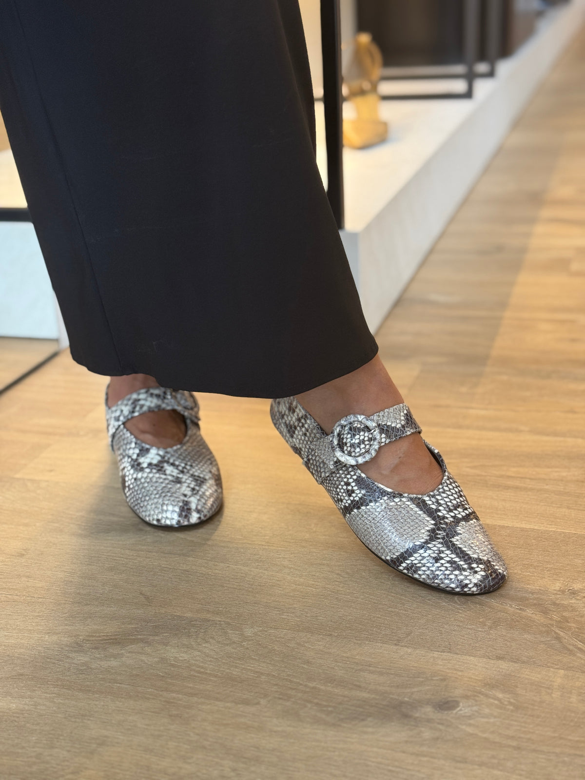 Sapatilha Python - Claudia Albuquerque Shoes