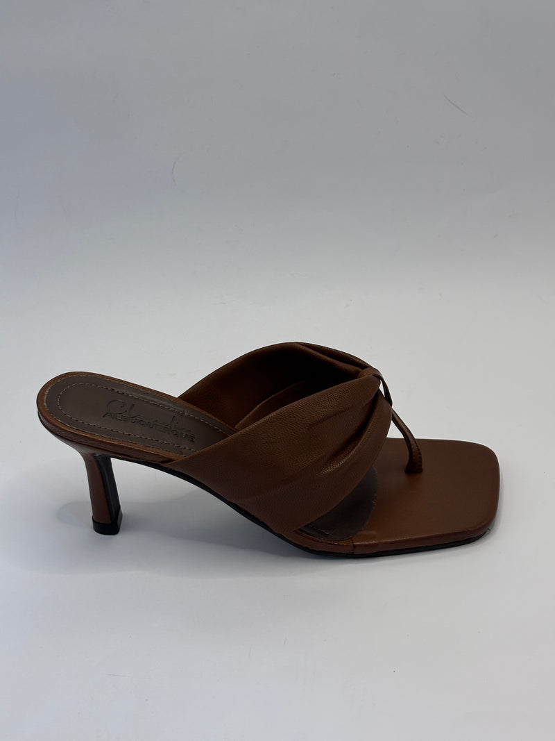 Tamanco Pelica Marrom- Claudia Albuquerque Shoes