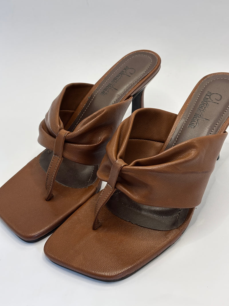 Tamanco Pelica Marrom- Claudia Albuquerque Shoes