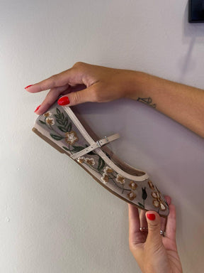 Sapatilha Manoela Floral - Claudia Albuquerque Shoes